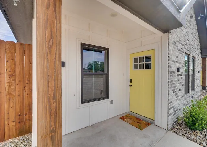 7 Mi To Afb: Central & Modern San Angelo Home