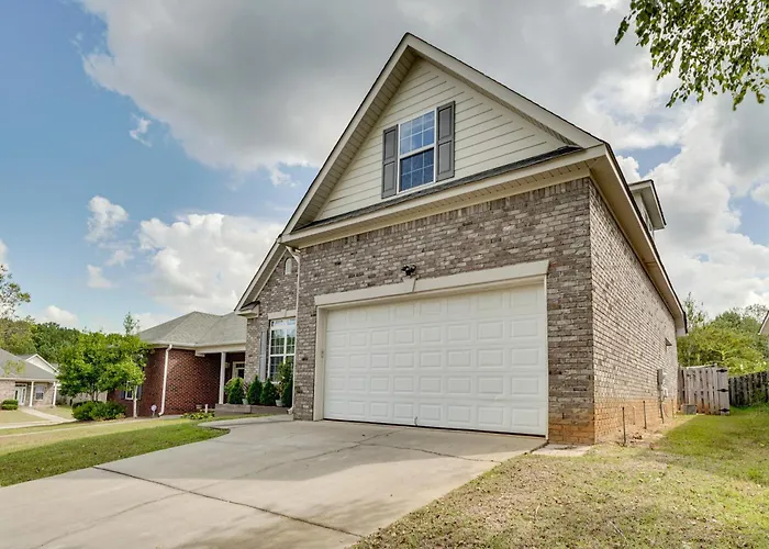 14 Mi To Augusta! Family Home W/ Pet-Friendly Yard
