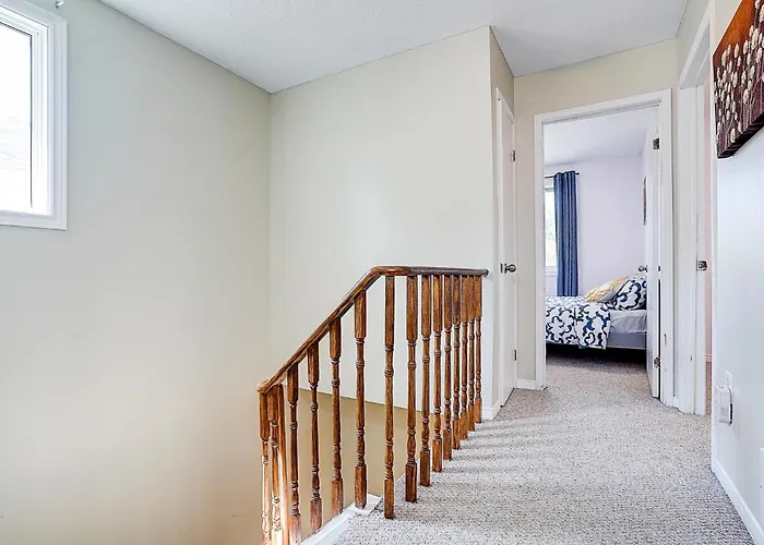 Winter Family Retreat-Snow Play & Ski Hills Nearby