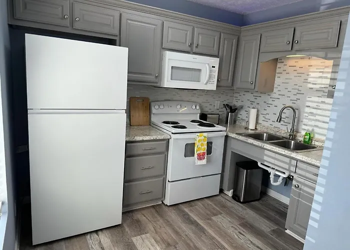 Modern 2Br Apartment Near Downtown Shelbyville