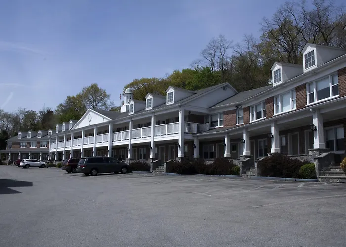 Inn On The Hudson