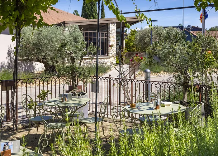 Terre De Provence Hotel & Spa