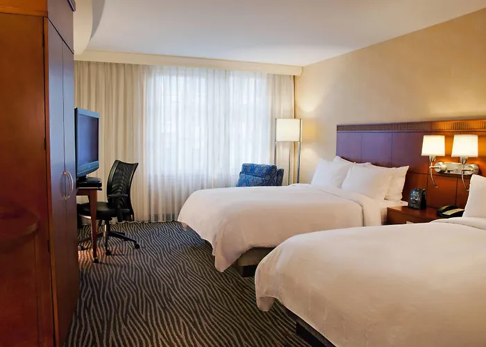 Courtyard By Marriott Seattle Bellevue/Downtown
