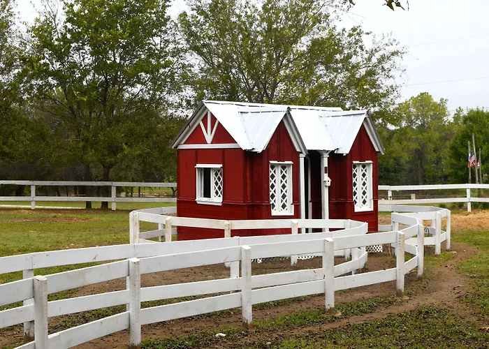 Country Woods Inn