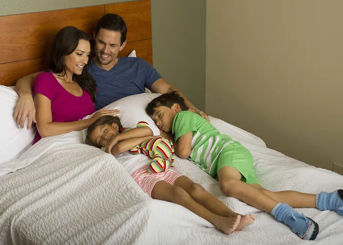 Woodspring Suites Bentonville