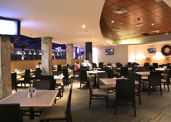 Coast Langley City Hotel & Convention Centre
