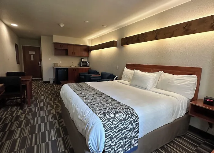 Microtel Inn And Suites By Wyndham Miami Ok