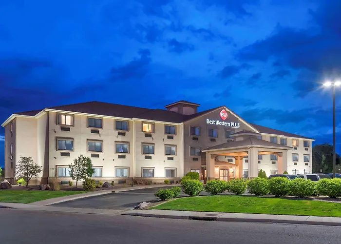 Best Western Plus Eagleridge Inn & Suites