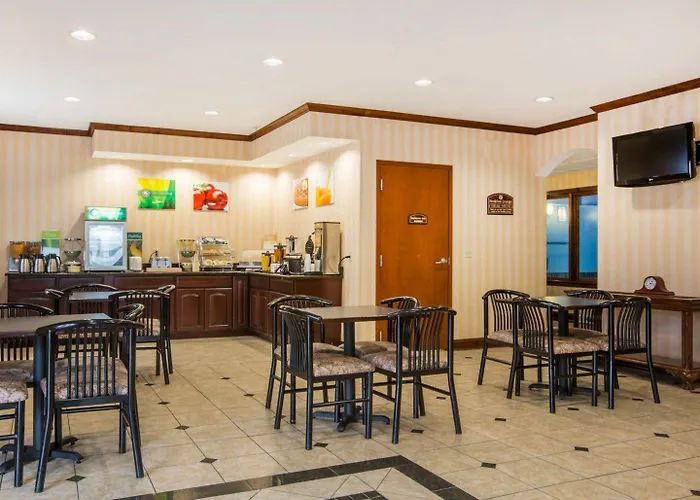 Econo Lodge Glens Falls - Lake George