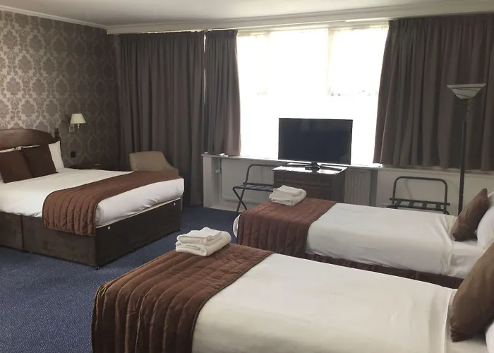 Ramada Crawley-Gatwick