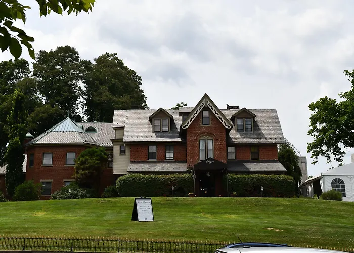 The Sayre Mansion