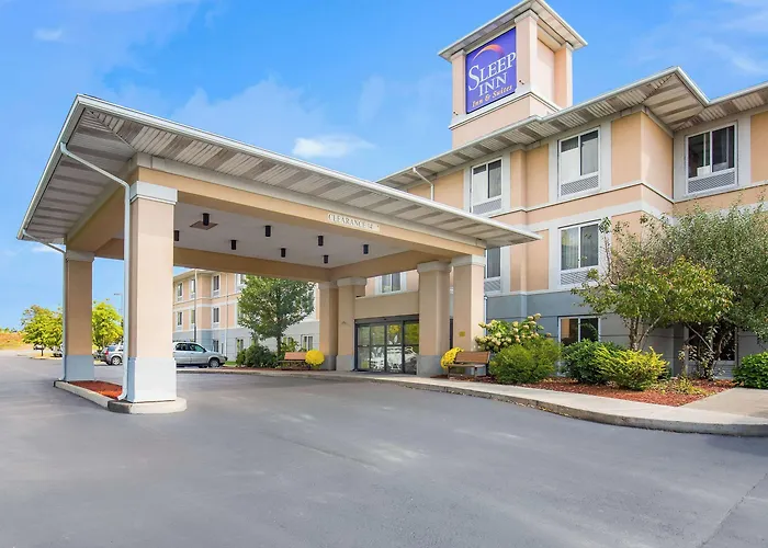 Sleep Inn & Suites Dunmore
