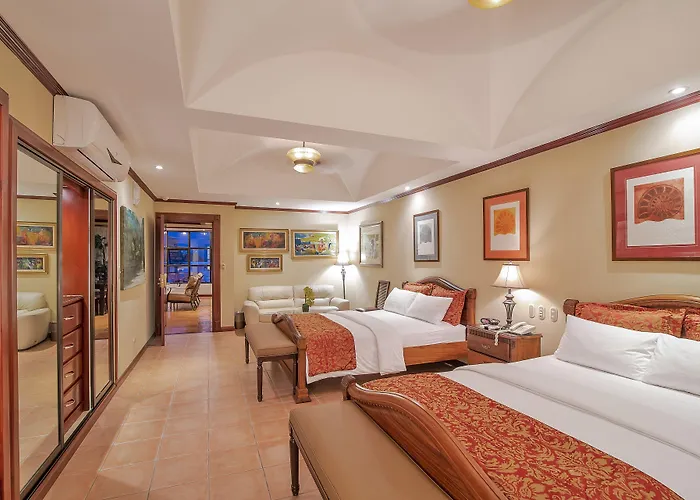 Hotel Casa Roland San Jose