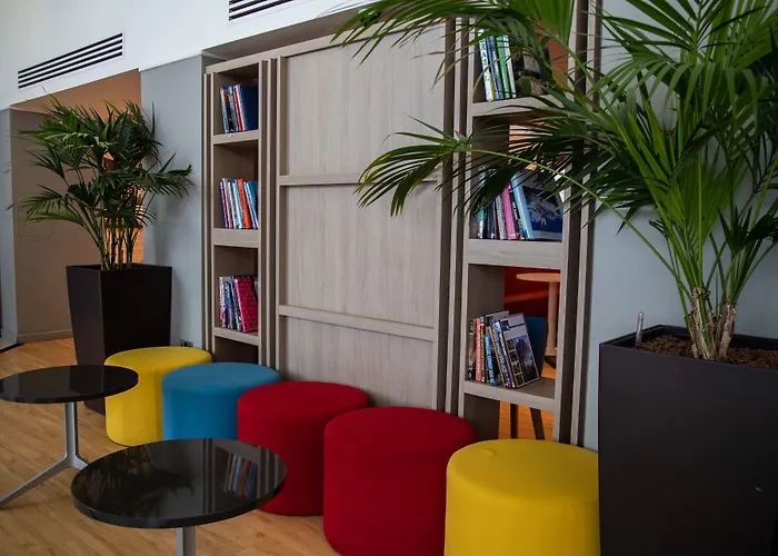Holiday Inn Express London Stansted Airport By Ihg