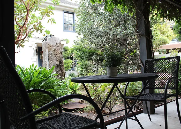 Merritt House Hotel
