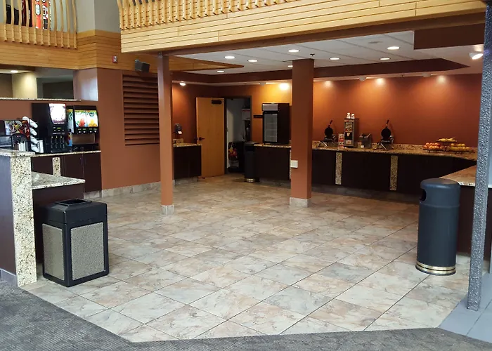 C'Mon Inn & Suites Fargo