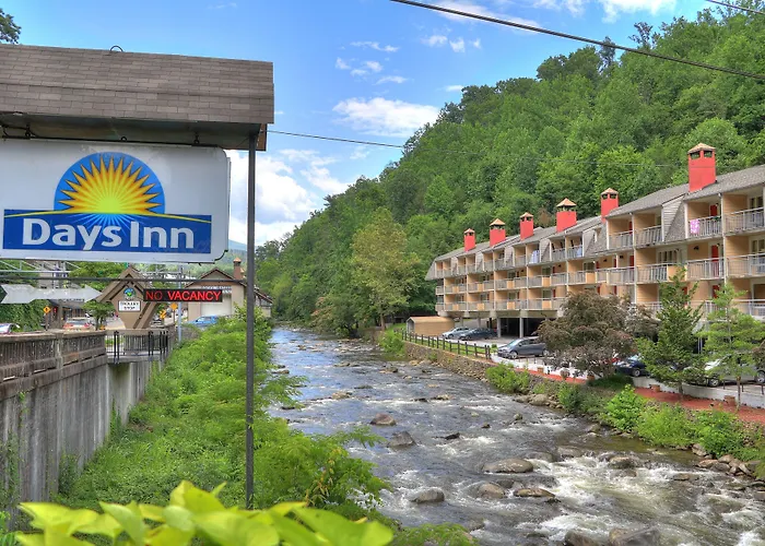 Gatlinburg River Inn