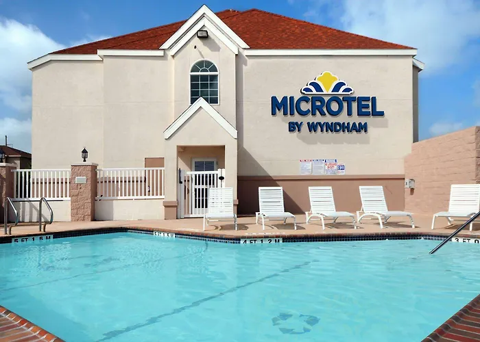 Microtel Inn & Suites By Wyndham Corpus Christi/Aransas Pass