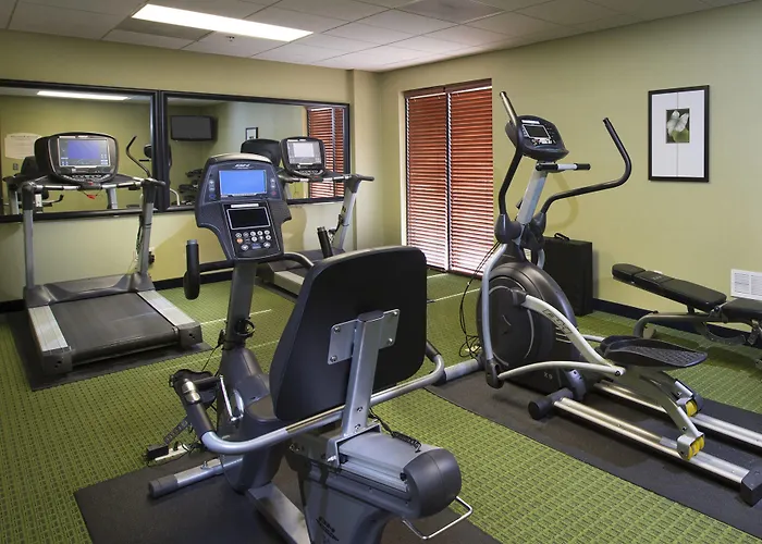 Fairfield Inn & Suites By Marriott Charleston North/Ashley Phosphate