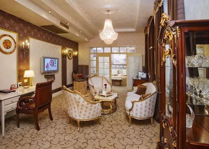 Imperial Hotel & Restaurant
