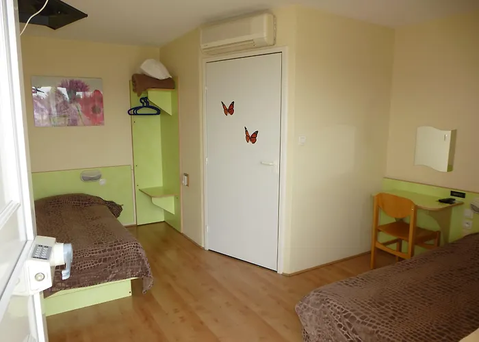 Fasthotel Well Inn Macon Sud - Un Hotel Fh Confort