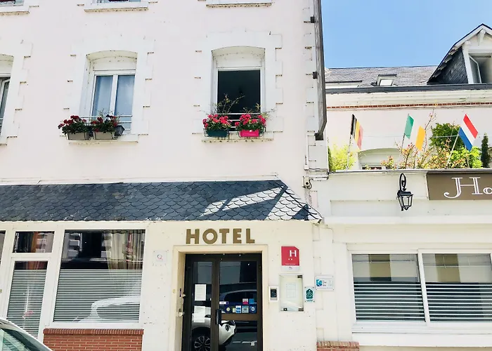 Logis Hotel Louise De Savoie