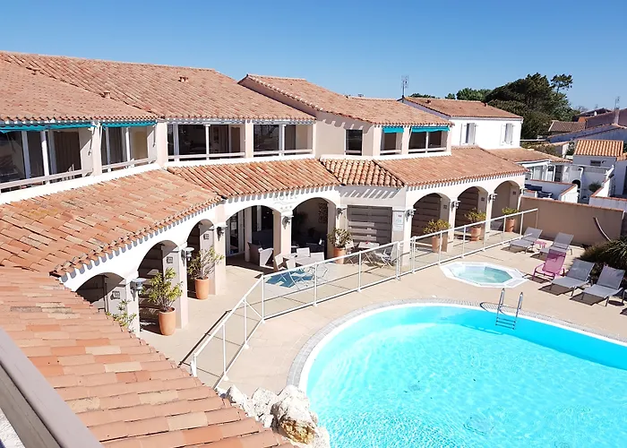 Hôtel Restaurant Le Grand Large - Face à la plage - Ile de Ré Rivedoux-Plage