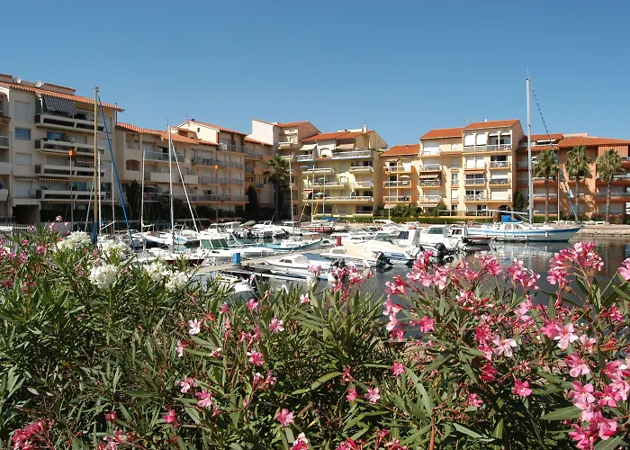 Hotel du Port