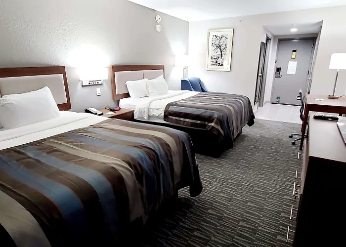 Spark By Hilton Tupelo