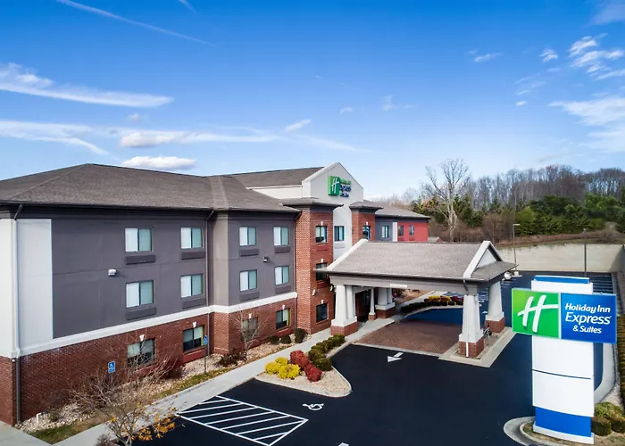 Holiday Inn Express & Suites Rocky Mount Smith Mountain Lake By Ihg