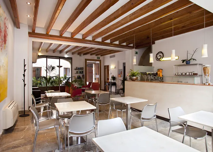 L'Host Boutique Rooms