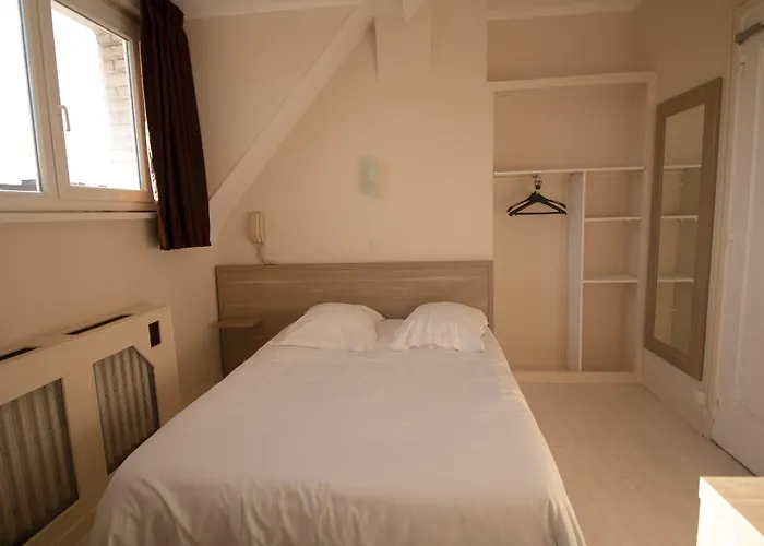 Hotel Pacific