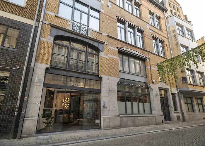 Alma Grand Place Hotel