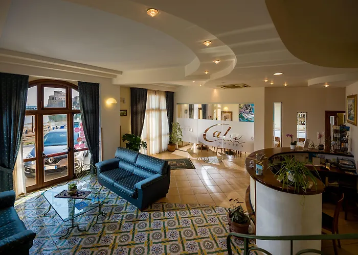 Hotel Cala Marina