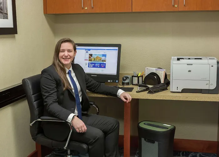 Hampton Inn & Suites Knoxville-Downtown