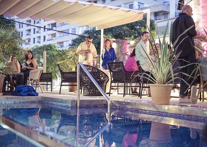 Hotel Feliz