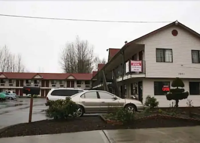 Sunshine Motel