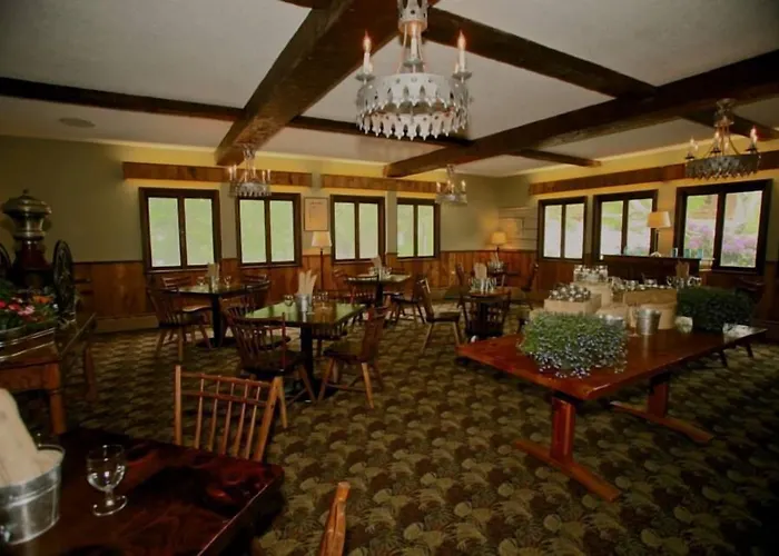 The Upper Pass Lodge