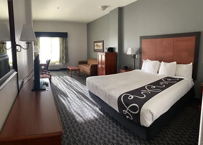 La Quinta By Wyndham Rifle