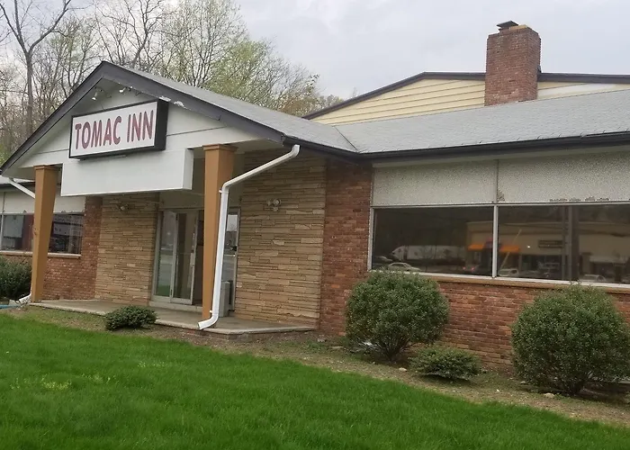Tomac Motor Inn