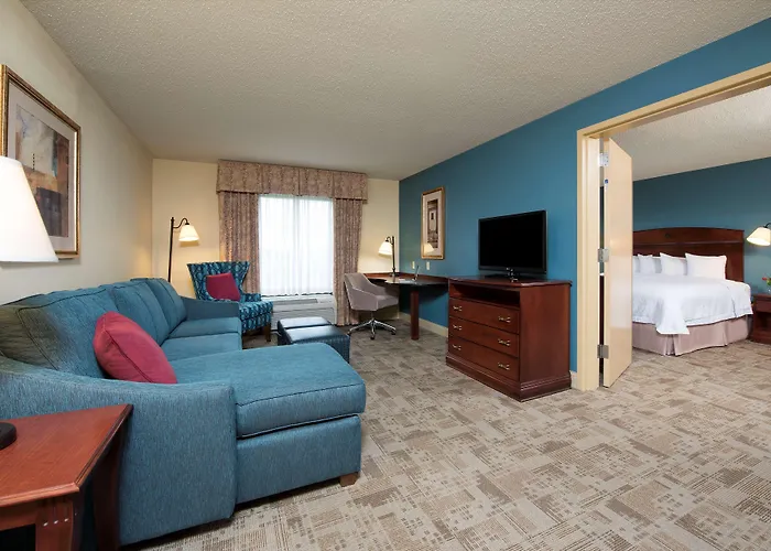 Hampton Inn & Suites Bloomington-Normal