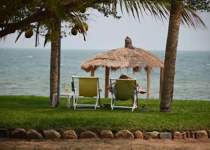 Hotel Club Du Lac Tanganyika