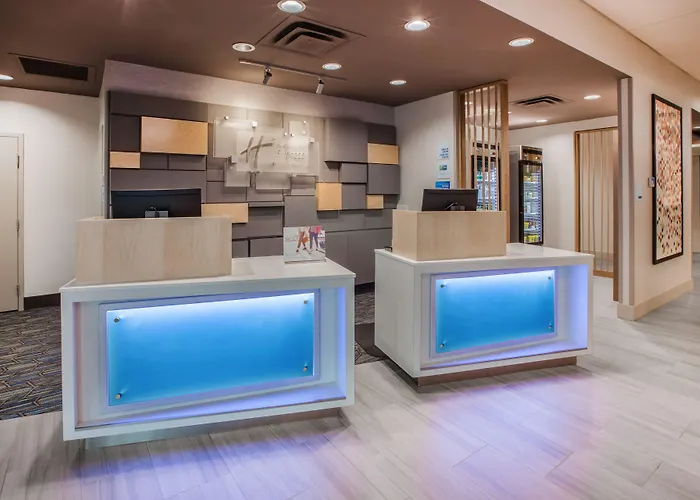 Holiday Inn Express And Suites - Petersburg - Fort Lee By Ihg