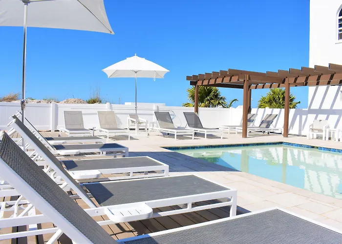 Barefoot Beach Club