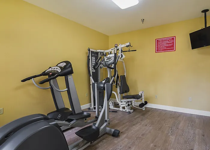 Econo Lodge Inn & Suites Bryant