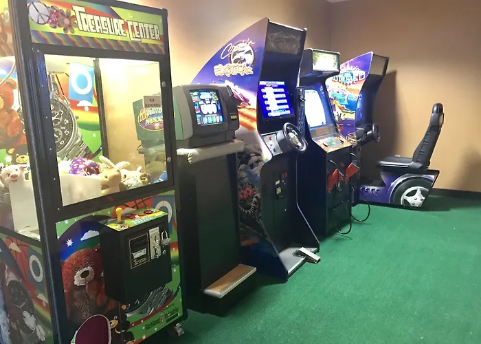 Cabot Inn & Suites