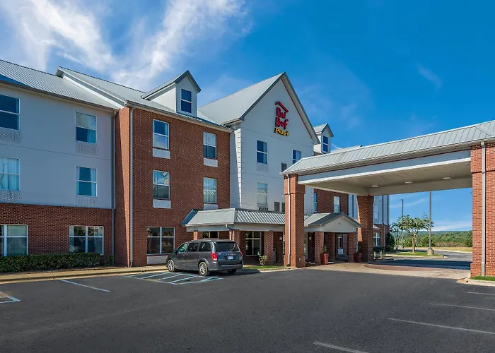 Red Roof Inn Plus & Suites Birmingham - Bessemer