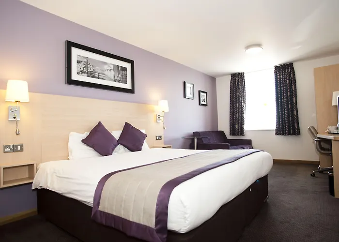 Shore View Hotel