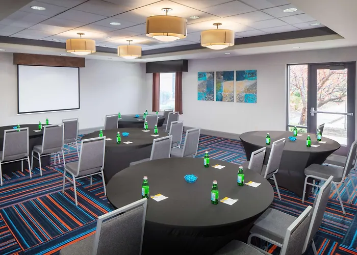 Hampton Inn By Hilton Garden City Long Island