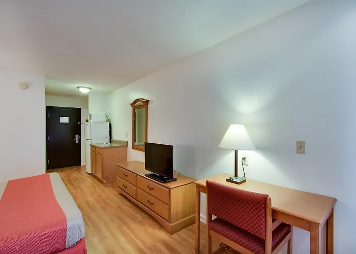 Motel 6-Hinesville, Ga